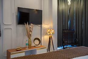 Sunoraa Luxury Hotel And Spa