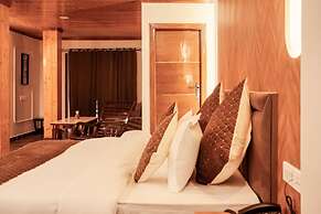 Sunoraa Luxury Hotel And Spa