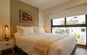 w Tranquil 2BR w Balcony in Miraflores