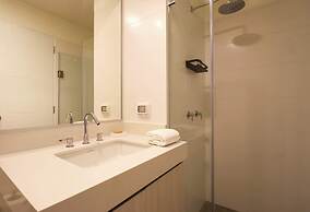 w Tranquil 2BR w Balcony in Miraflores