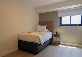 w Marvelous 2BR With Balcony in Miraflores