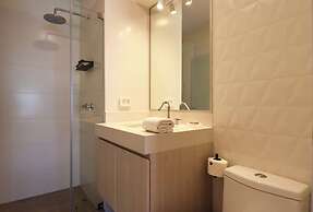 w Luminous 2BR w Balcony in Miraflores