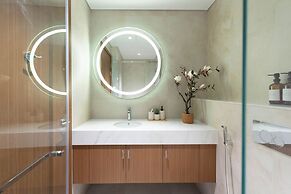 Luxury Studio with Pool - Azizi Vista