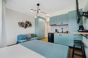 Aurora Suites