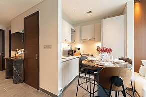 Luxury 1BR High-Floor Retreat