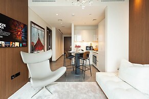 Luxury 1BR High-Floor Retreat