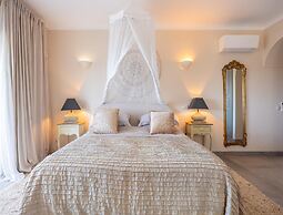 Nice Villa in Budens With Pool
