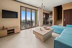 Lakis Residences