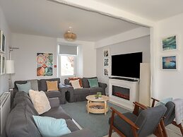 Angorfa Apartment