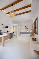 Naxos Suites