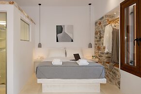 Naxos Suites