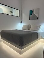 Naxos Suites