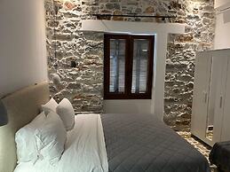 Naxos Suites