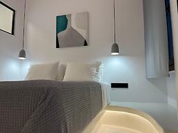 Naxos Suites