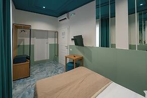 GREROS TOLEDO H. by Clapa Group dislocated hospitality