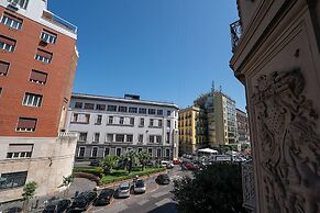 GREROS TOLEDO H. by Clapa Group dislocated hospitality