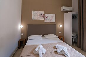 GREROS TOLEDO H. by Clapa Group dislocated hospitality