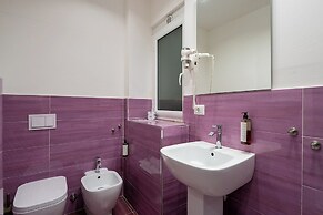 GREROS TOLEDO H. by Clapa Group dislocated hospitality