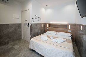 GREROS TOLEDO H. by Clapa Group dislocated hospitality