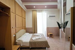 GREROS TOLEDO H. by Clapa Group dislocated hospitality
