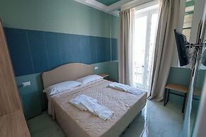 GREROS TOLEDO H. by Clapa Group dislocated hospitality