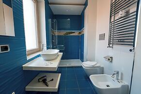 GREROS TOLEDO H. by Clapa Group dislocated hospitality