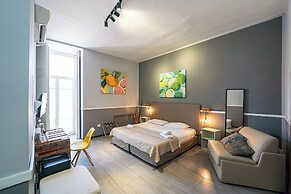 CLAPA GROUP DISLOCATED HOSPITALITY