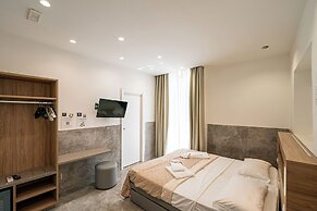 CLAPA GROUP DISLOCATED HOSPITALITY