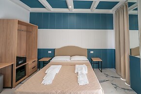 CLAPA GROUP DISLOCATED HOSPITALITY
