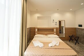 CLAPA GROUP DISLOCATED HOSPITALITY