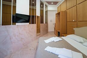 CLAPA GROUP DISLOCATED HOSPITALITY