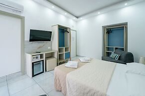 CLAPA GROUP DISLOCATED HOSPITALITY