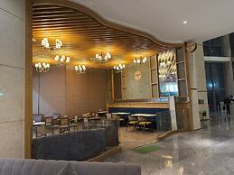 41 Floor River View - TheRoomeraStay
