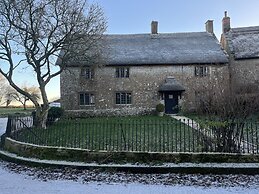 Manor Cottage