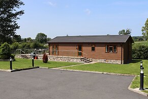Pine Lodge