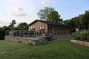 Pine Lodge