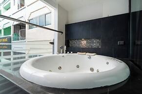 Absolutely Amazing Bangla 1Br Suite