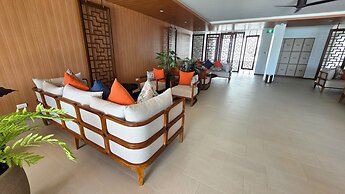 Angsana Lakeside Luxury 2Br Jazuzzi Suite