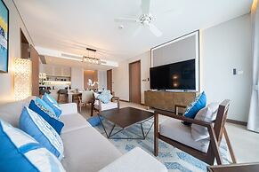 Angsana Lakeside Luxury 2Br Jazuzzi Suite