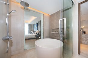 Angsana Lakeside Luxury 2Br Jazuzzi Suite