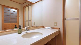 SHINTOUJI HOTEL LULUD