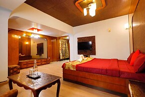 Hotel Sapphire Paradise
