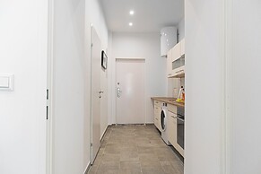 Central Vienna Elegant 1BR Apartment