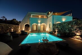 MODERN DOME HOMES OF SANTORINI