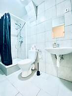 Spacious 2BR Apt For 9 Near Liesing
