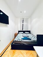 Spacious 7BR Apartment Hauptbahnhof