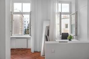 Spacious 7BR Apartment Hauptbahnhof