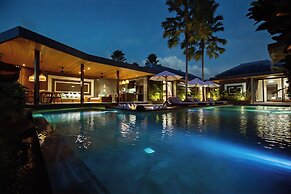 Villa Lembah Giri by GORO