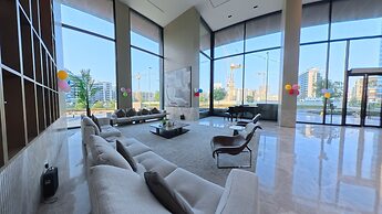Beverly Boulevard By HMB HOMES