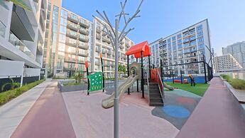 Beverly Boulevard By HMB HOMES